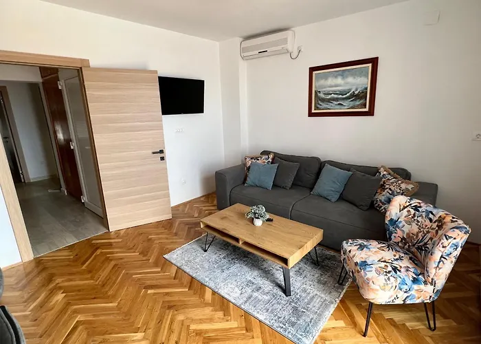 Apartments Villa Ana